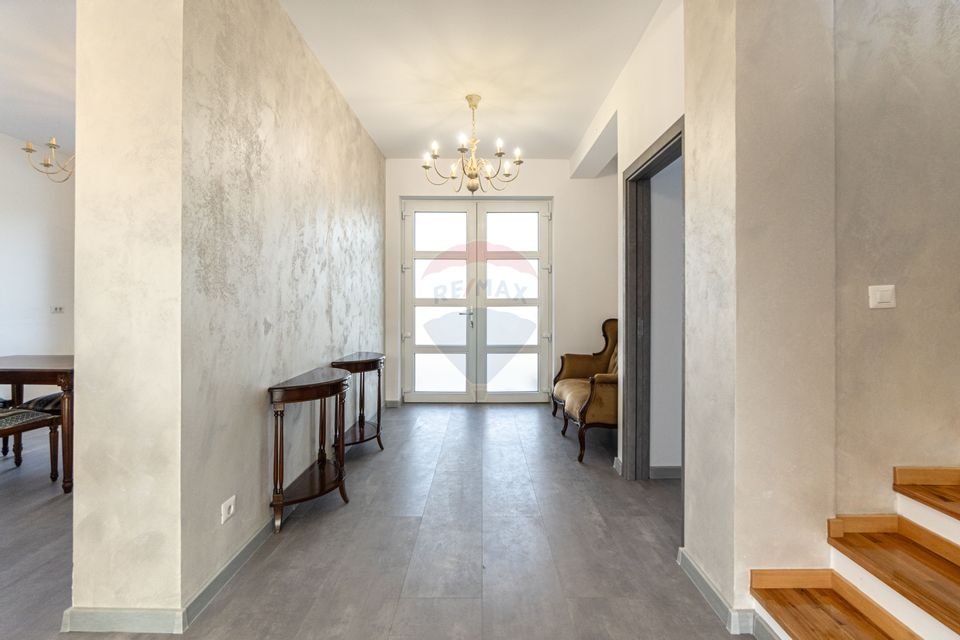 CASE NOI ÎN ARHITECTURĂ ALPINO-MODERNĂ CU ALEE PRIVATA | CRISTIAN