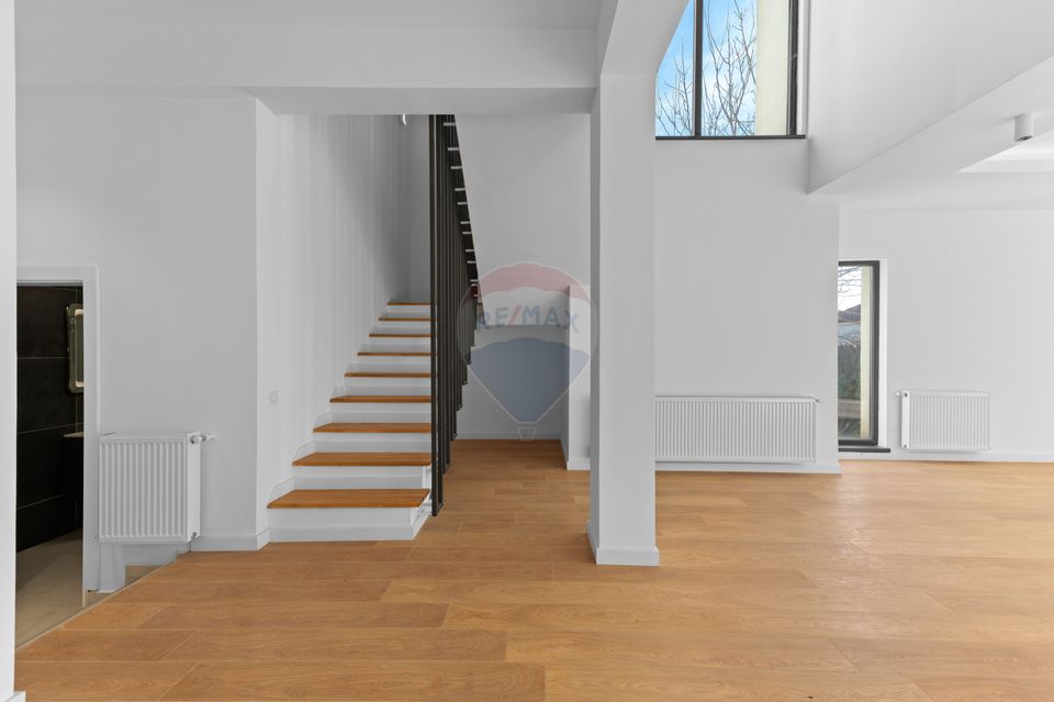 Vilă superba Cernica | vedere la padure si lac | finisaje moderne