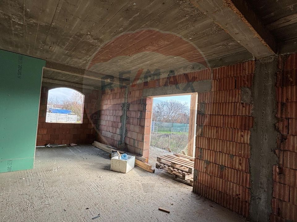 Casă 6 Camere Buftea - Aproape de Centru, Încălzire în Pardoseală