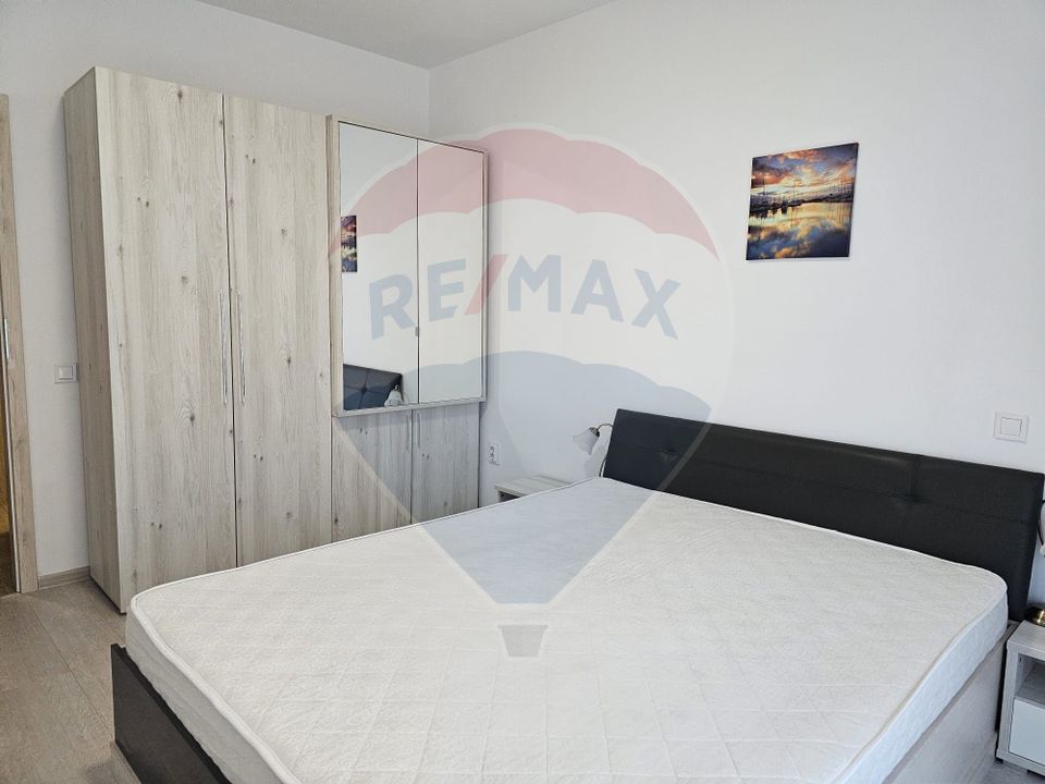 2 room Apartment for rent, Tractorul area