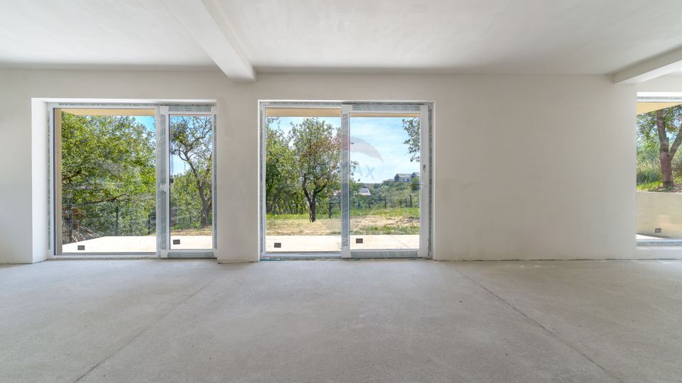 Casa individuala, 5 camere, 60mp terase, teren 750mp,comision 0