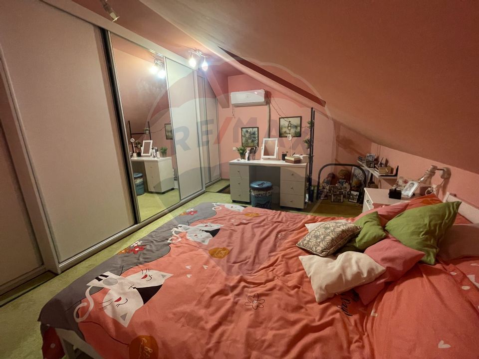 Apartament cu 2 camere de vânzare în zona Republicii