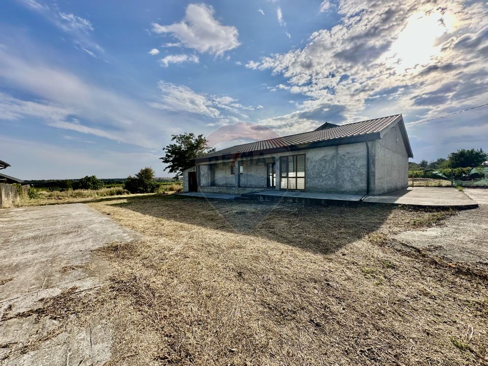 4 room House / Villa for sale