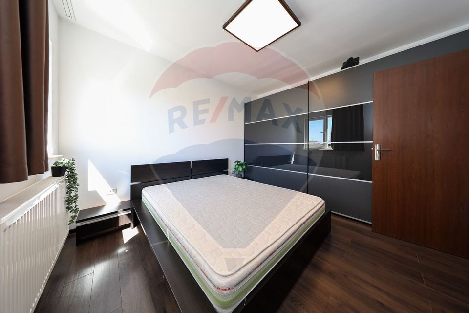 Penthouse 3 camere cu terasa, mobilat, loc parcare