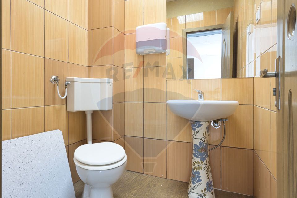 121sq.m Office Space for rent, Central area