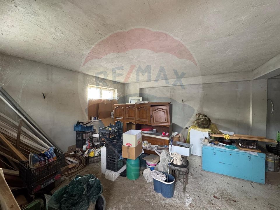 6 room House / Villa for sale, Darmanesti area