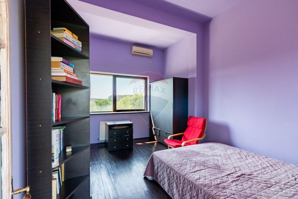 Villa for sale Laguna Albastra Corbeanca 5 rooms I 1000 sqm courtyard