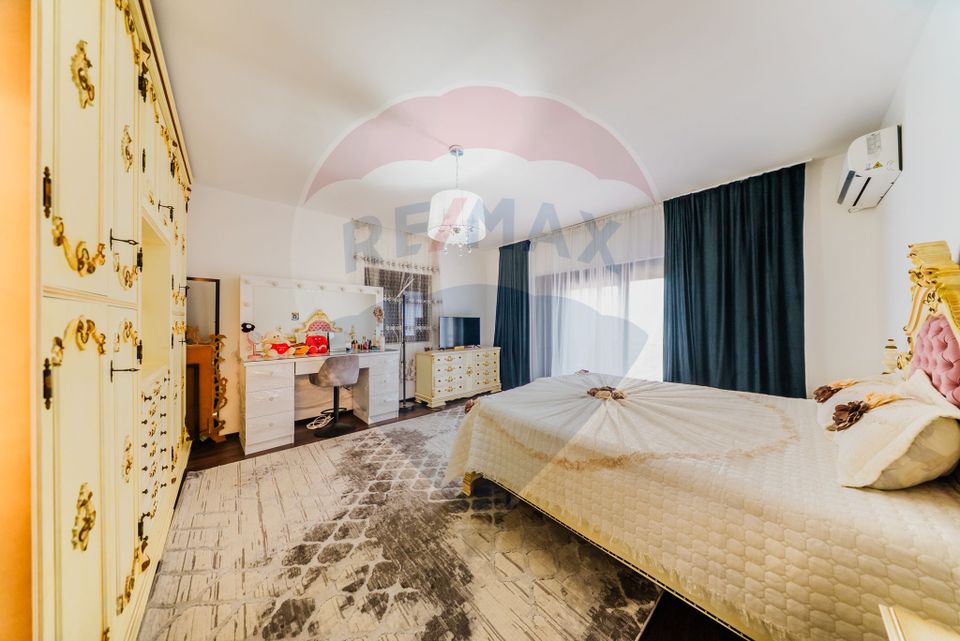 Casă de lux , finisaje premium, piscină, curte amenajată –Vladimirescu