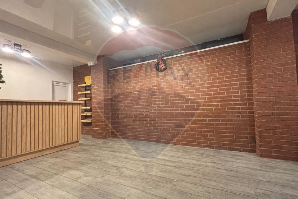 66sq.m Commercial Space for rent, Faleza Nord area