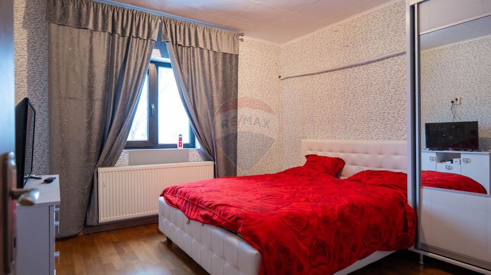 11 room House / Villa for sale