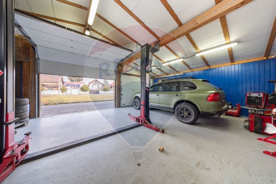 73sq.m Commercial Space for rent