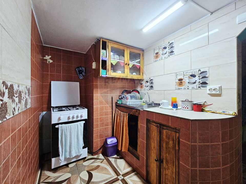 5 room House / Villa for sale, Central area
