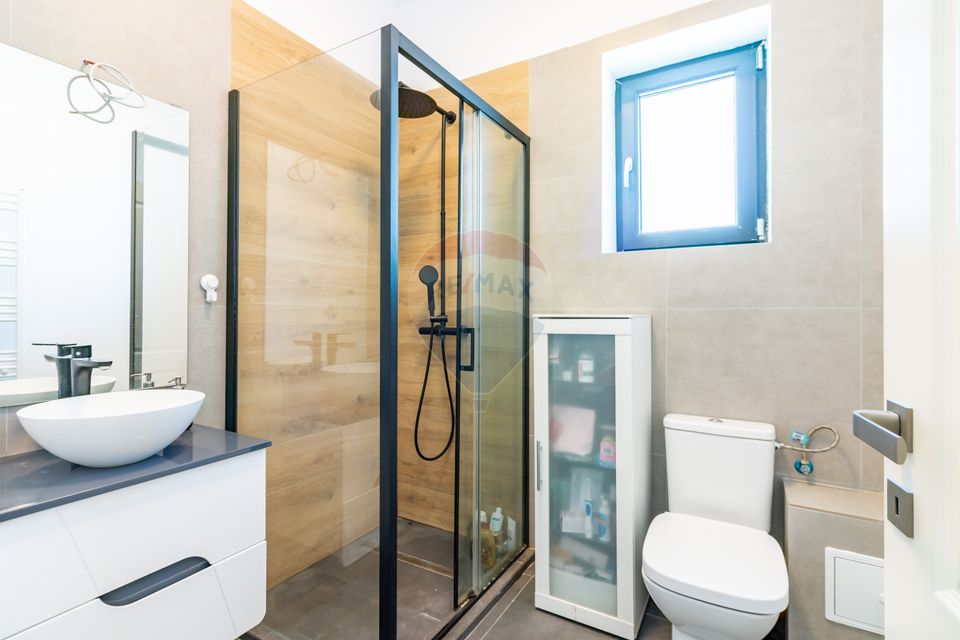 House / Villa ground floor for sale in Balotesti, all utilities