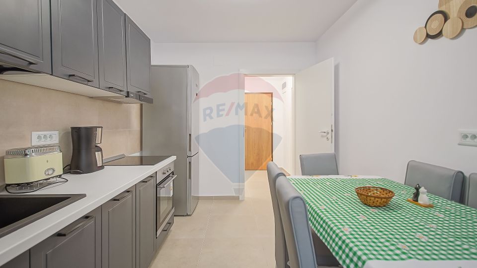 2 room Apartment for rent, Tractorul area