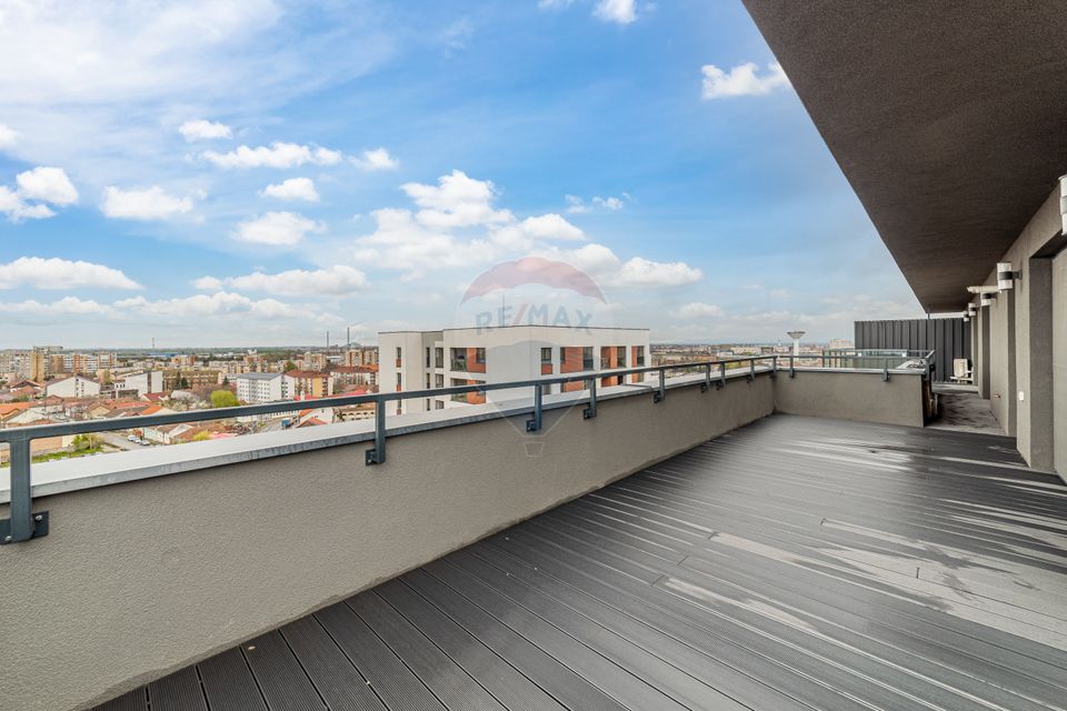 Apartament tip PENTHOUSE, 3 camere de vânzare, posibil RATE, Adora UTA