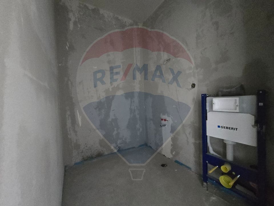 Apartament 3 camere, zona Între Lacuri