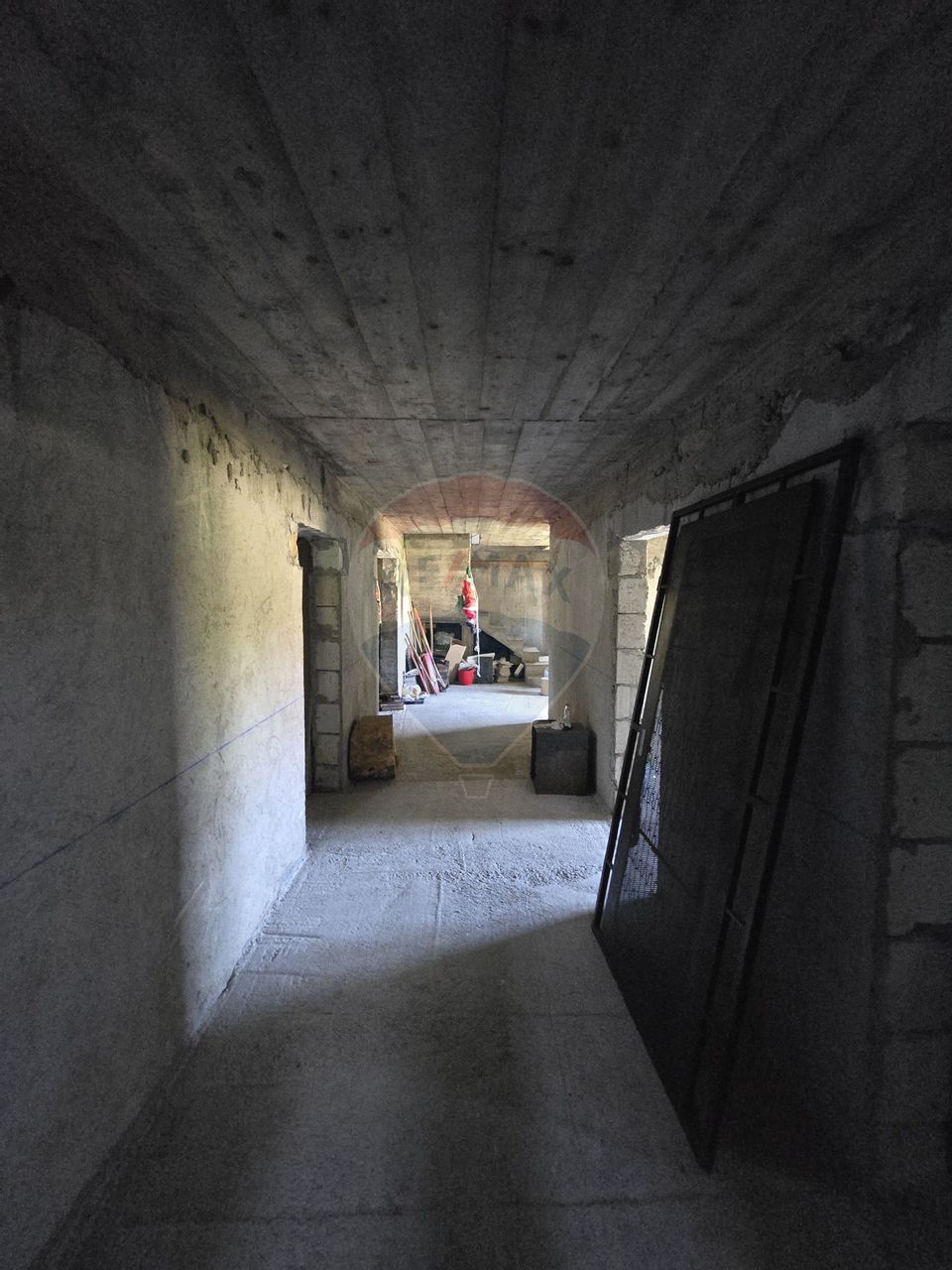 4 room House / Villa for sale