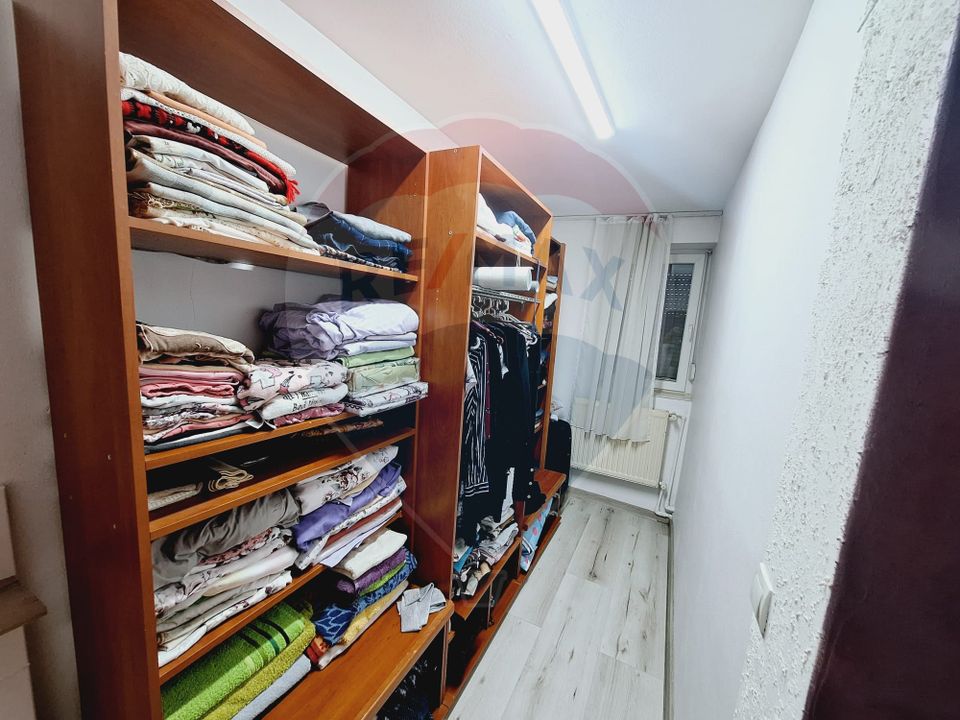 Casă cu 3 camere de vânzare in Hidiselu de Sus