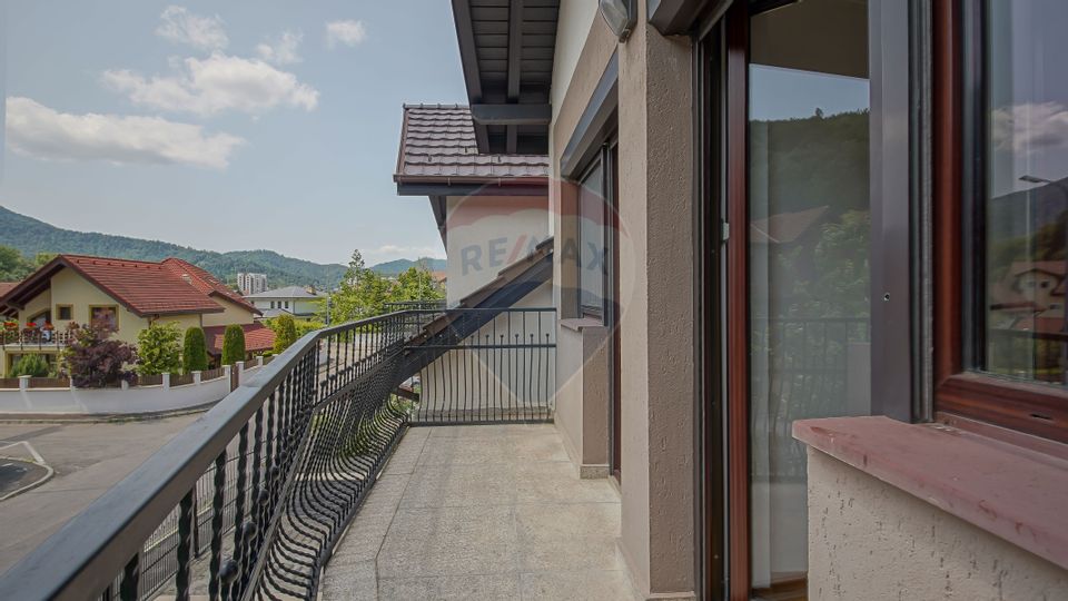 O casă cu suflet, într-un colț de natură –  Green Valley, Brașov