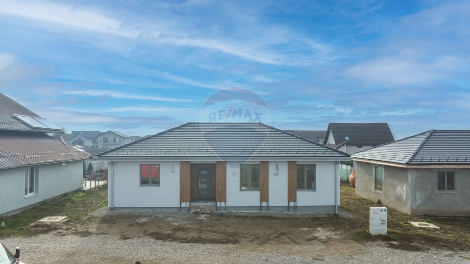 Comision 0 %! Casă cu 4 camere, construcție 2025, Bod!