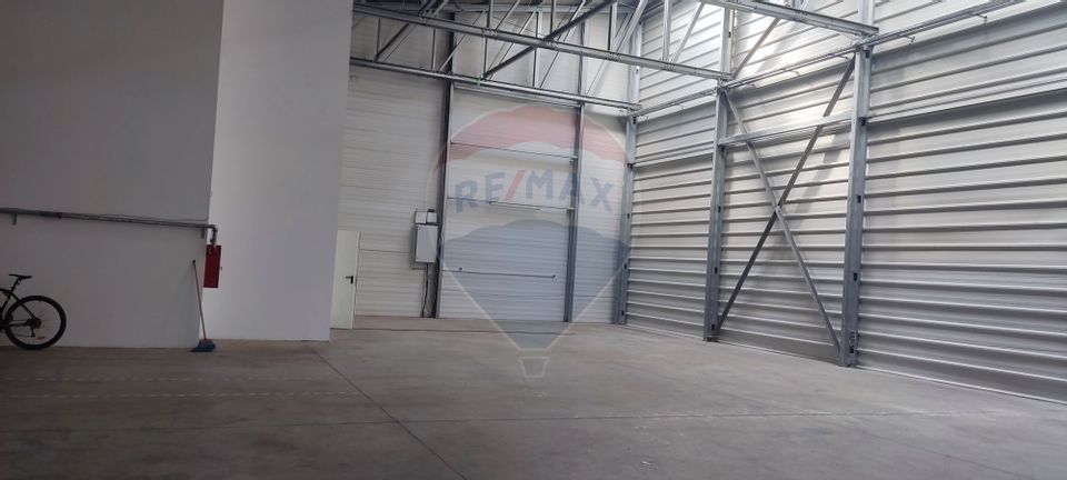 700sq.m Industrial Space for rent