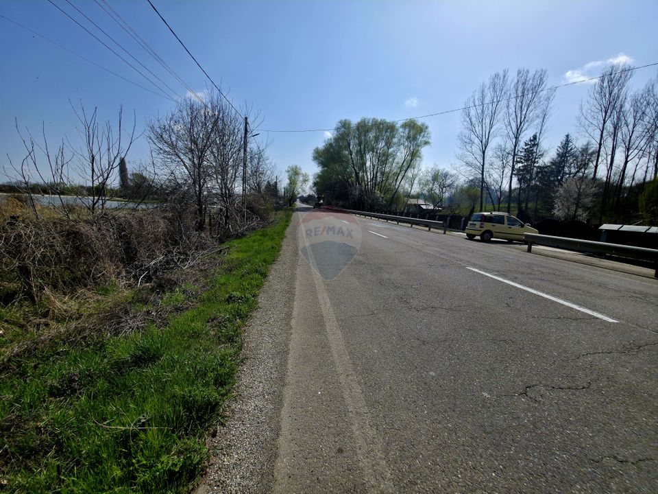 Teren 7,000mp Girov / deschidere 45 metri