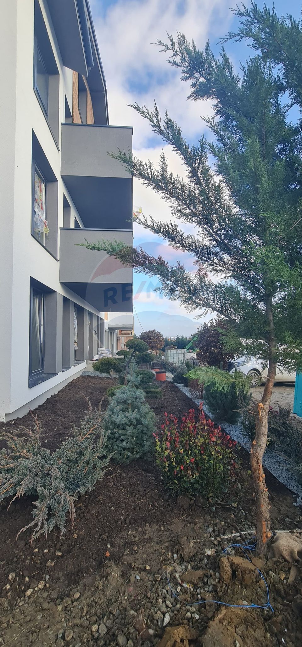 Apartament cu 2 camere + grădină