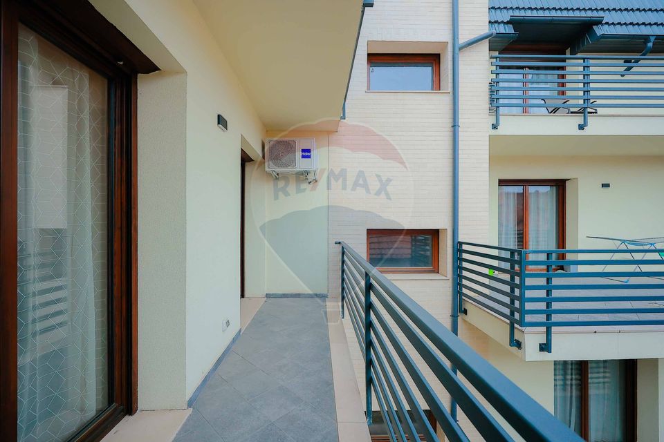Apartamente 3 camere de vânzare mobilate/utilate, ultracentral, Oradea