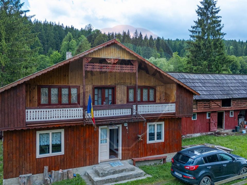 Fermă de vânzare, teren 21436 mp intravilan, Coșnea, Agăș