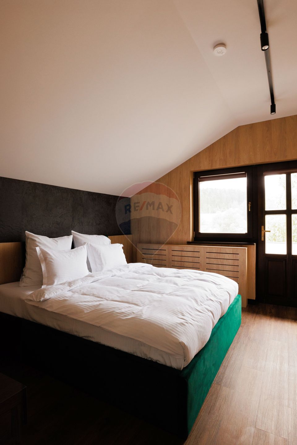 Pensiune Manastirea Humorului, de Vânzare în Inima Bucovinei