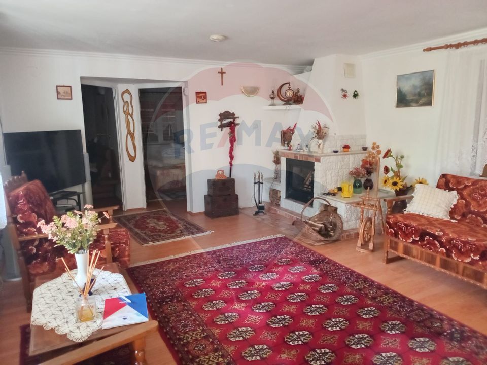 OCAZIE!!! CASA SUPERBA cu teren in JULITA jud Arad in M tii Zarandului