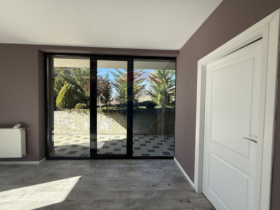 Spațiu comercial modern cu vad, 59mp în zona Borhanci, Comision 0%