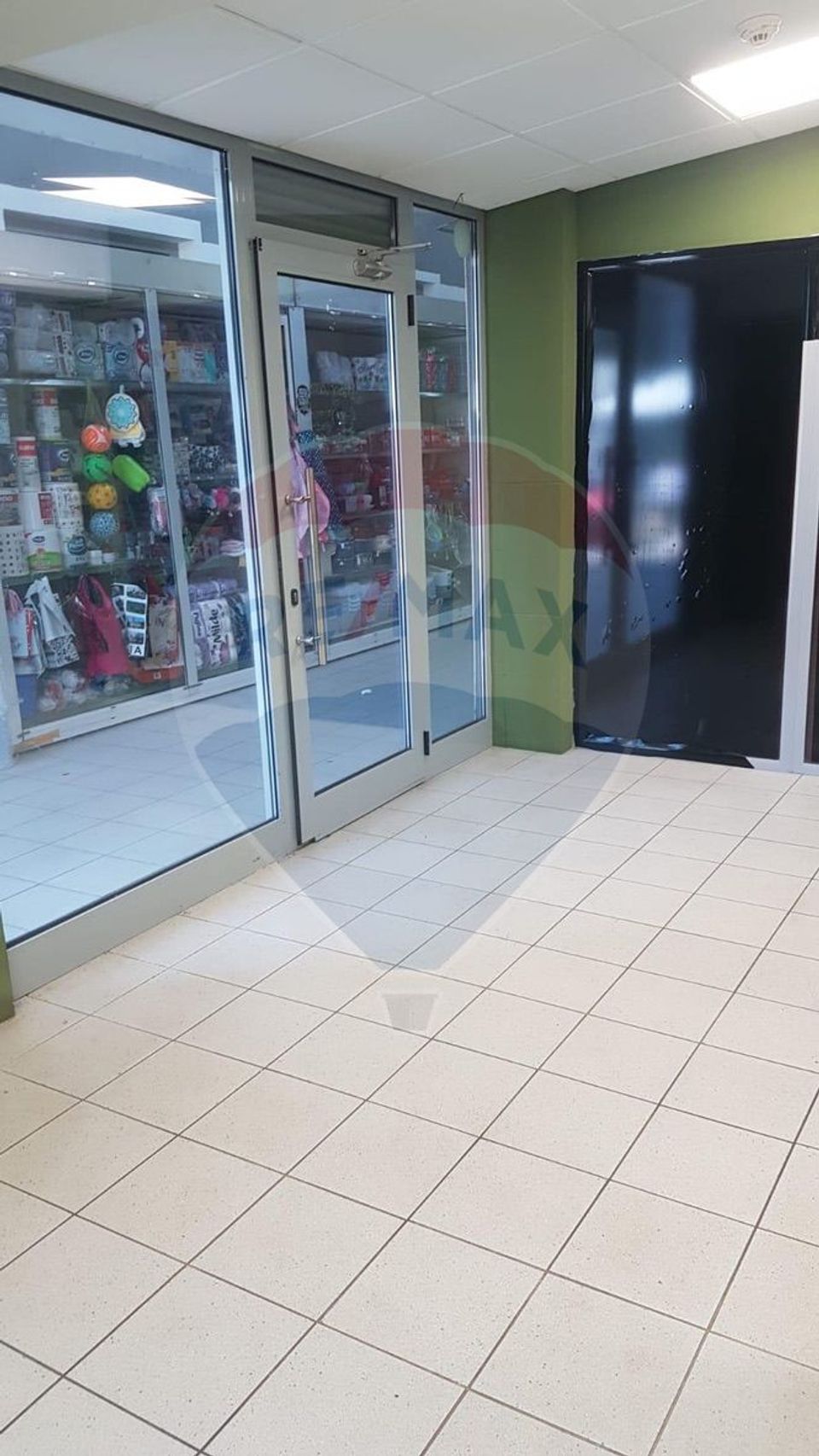 INCHIRIERE Spatiu comercial in Piata Domenii