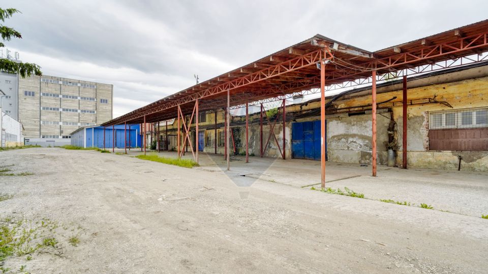 3,700sq.m Industrial Space for rent