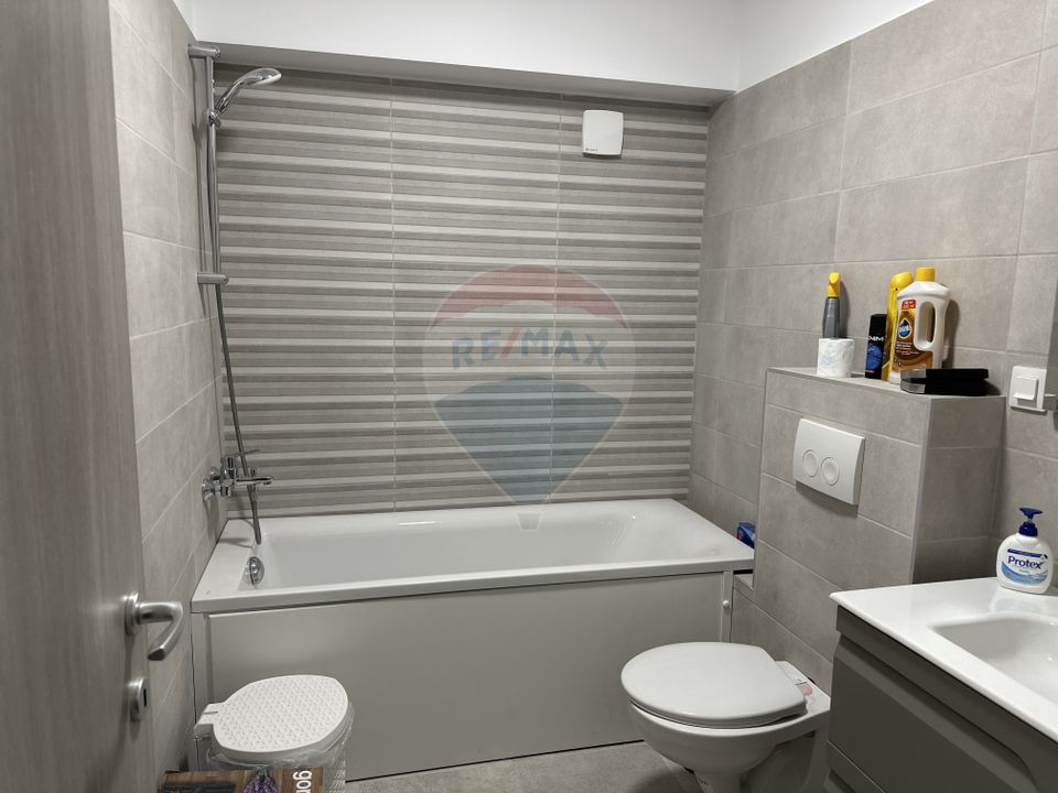 Apartament cu 1 camere de închiriat Complex Ozana Targu Neamt