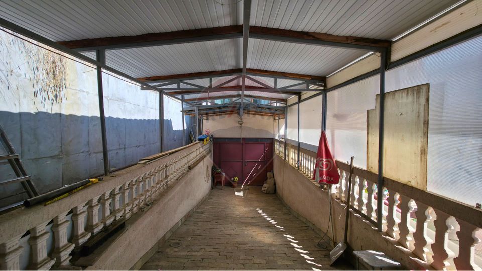 7 room House / Villa for sale, Giulesti area