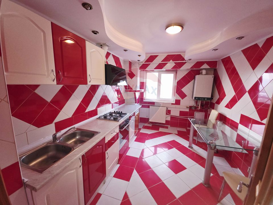 Apartament cu 2 camere de vânzare în zona 1 Mai