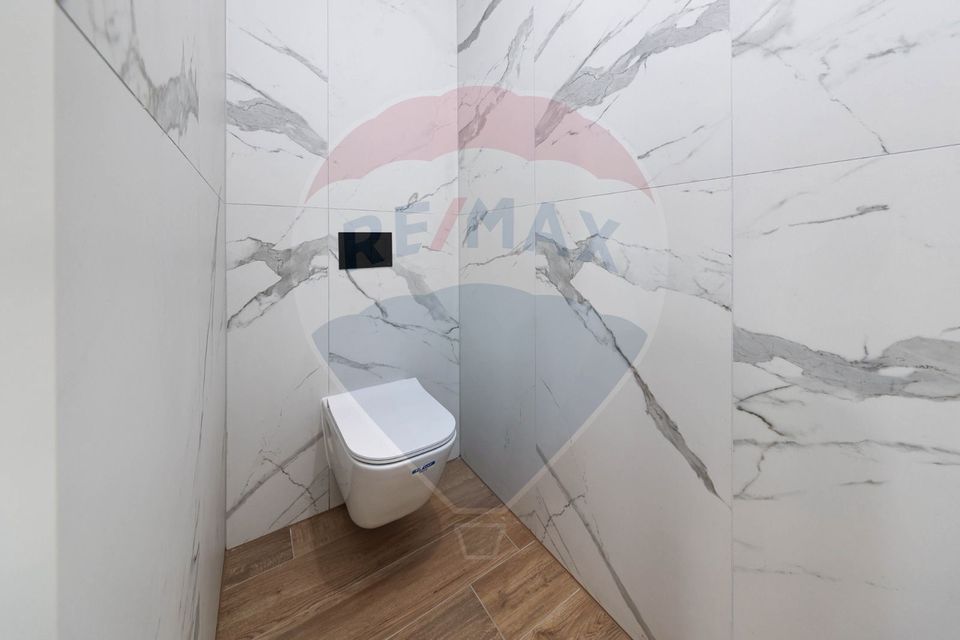 78sq.m Commercial Space for rent, Centrul Civic area