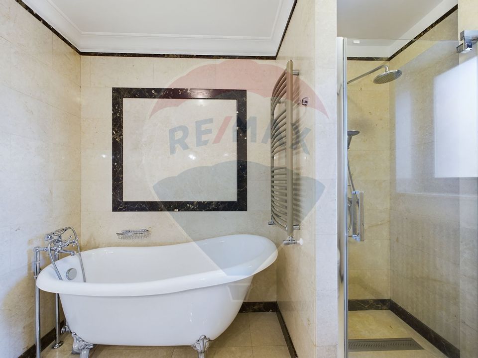 Unique Opportunity: Luxury House with Pool and Premium Finishes