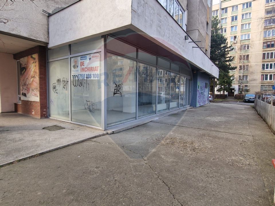 De inchiriat spatiu comercial 88 mp zona Centrul Civic