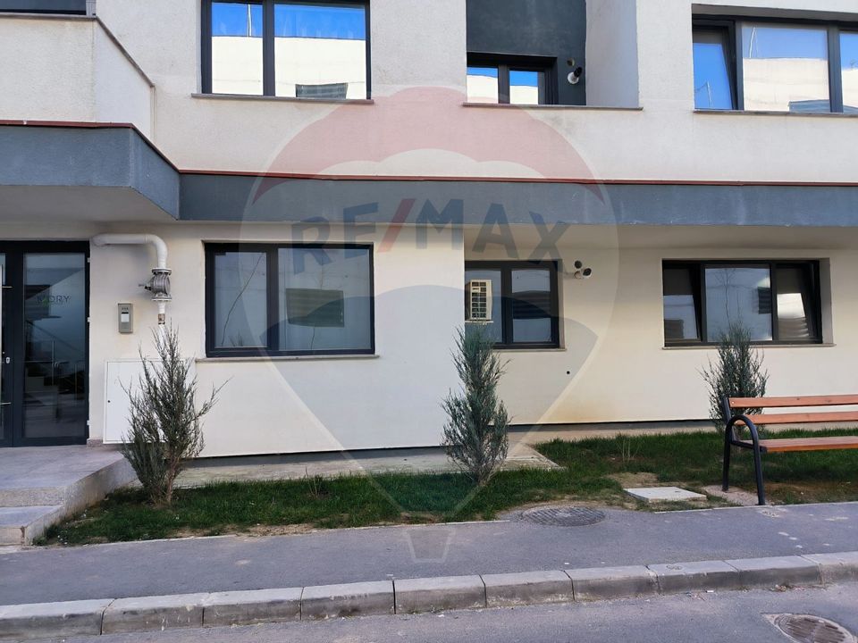 38sq.m Commercial Space for rent, Pipera area