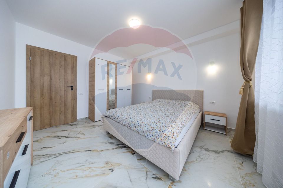 Proprietate speciala, cu destinatii multiple, Sanpetru/ Harman!