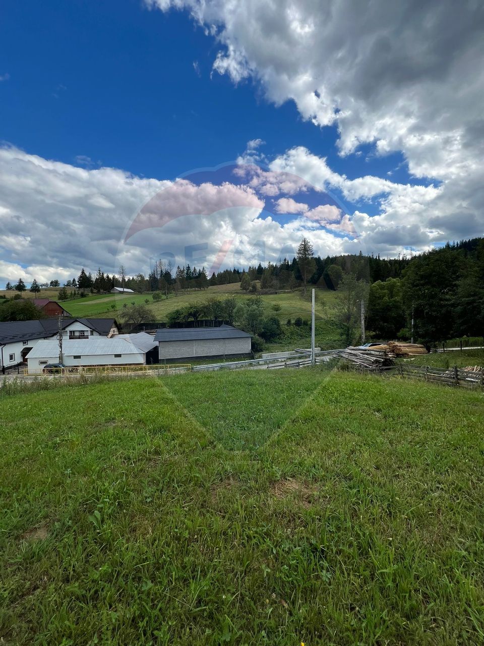 Teren 4397 mp Intravilan Manastirea Humorului / Lunga Bucovina