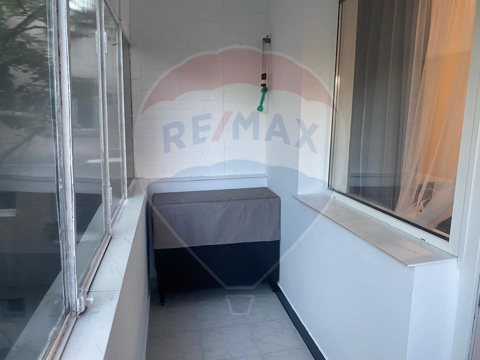 Apartament de închiriat în zona Stadionului Rocar