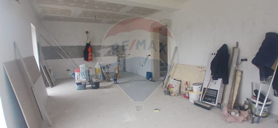 5 room House / Villa for sale