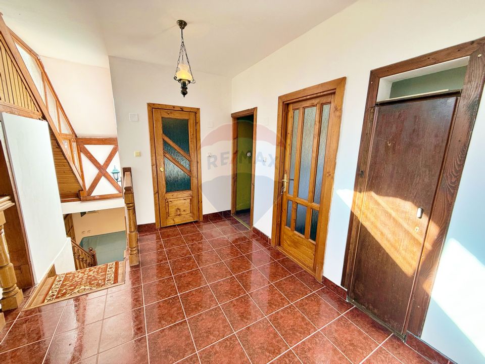 7 room House / Villa for sale