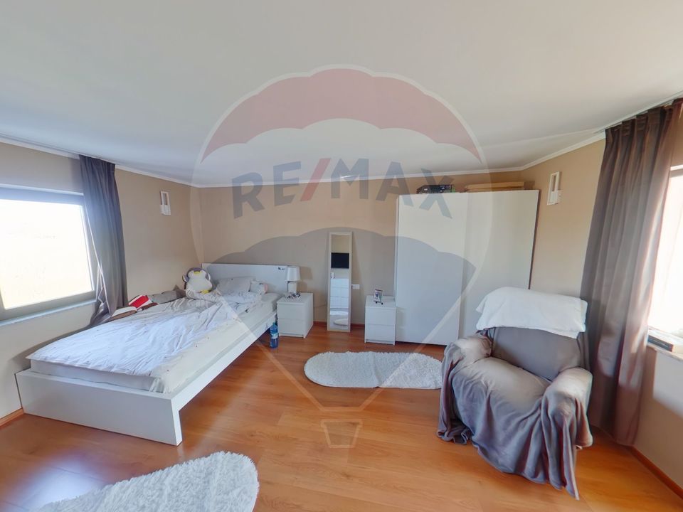 5 room House / Villa for sale