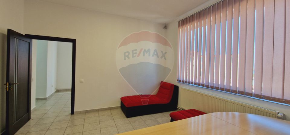 Birou de închiriat Brașov 35 mp, Uzina 2, cu parcare