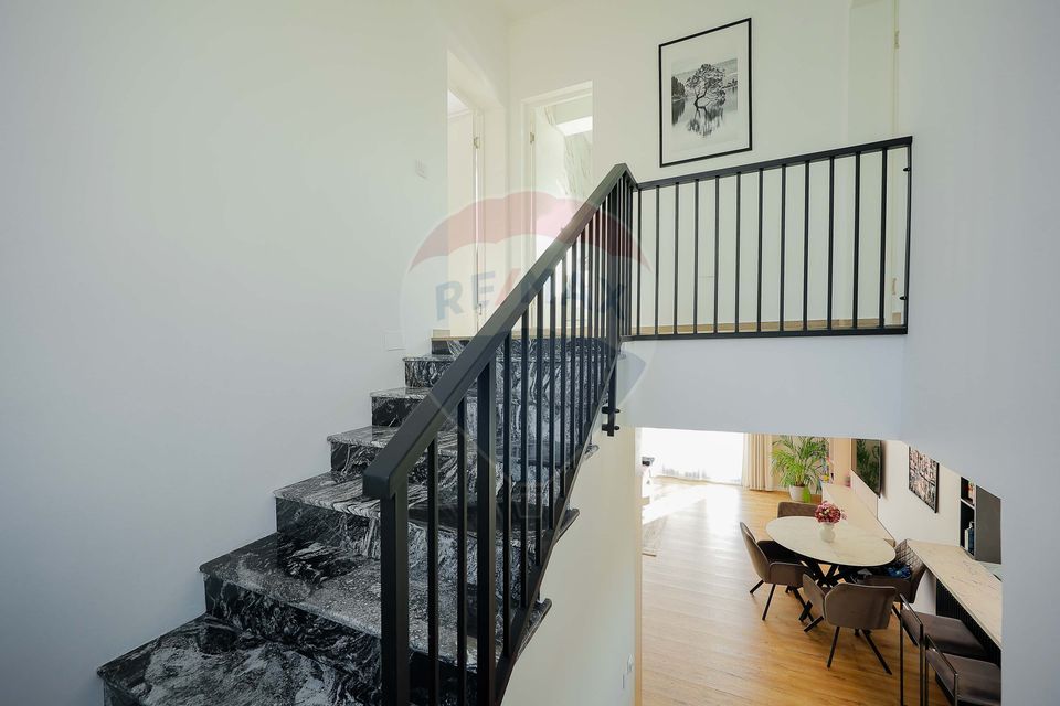 4 room House / Villa for sale