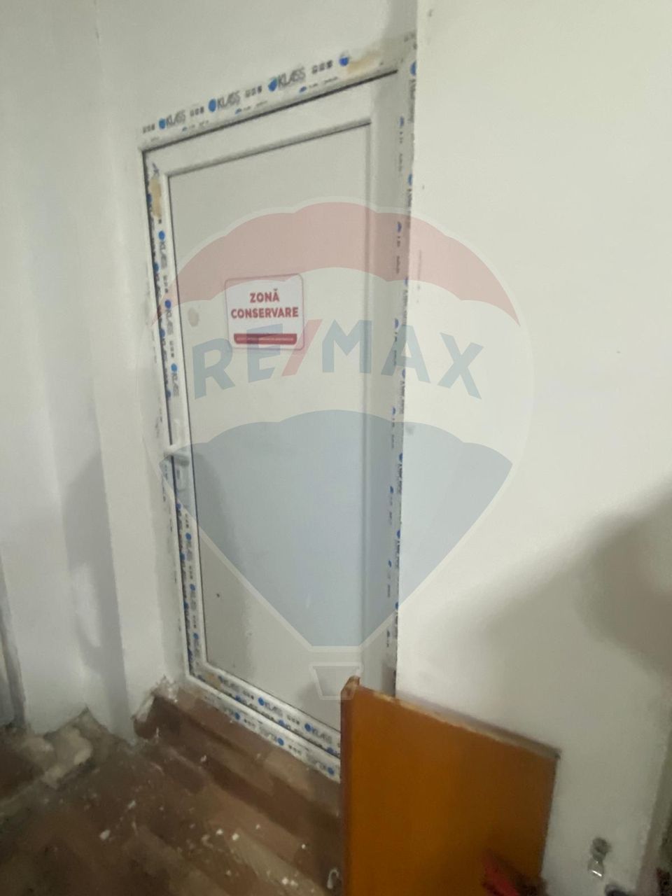 500sq.m Commercial Space for rent, Magheru area